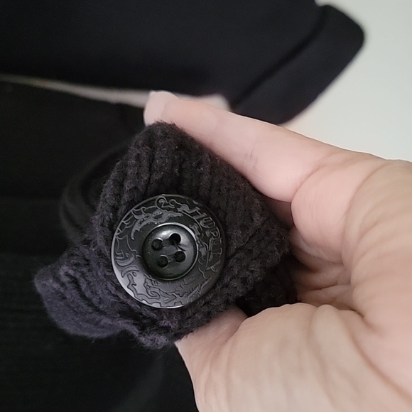 Hurley front zip cardigan, hooded sweater. Size Medium - Picture 6 of 8